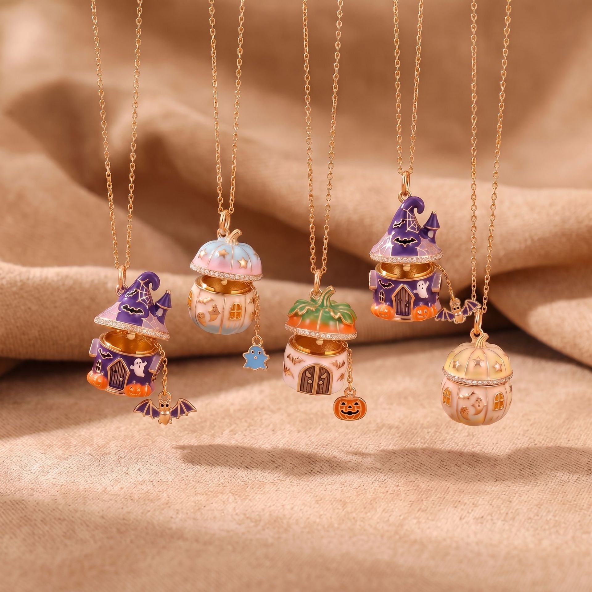 Vintage Fashion Houses - Halloween Opening and Closing Pumpkin Pendant