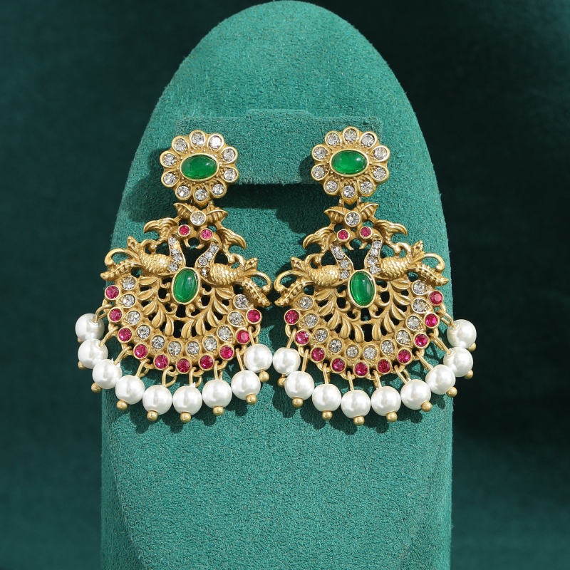 Vintage Emerald Pearl Tassel E - огляд і ціна Vintage Fashion Jewelry Brands