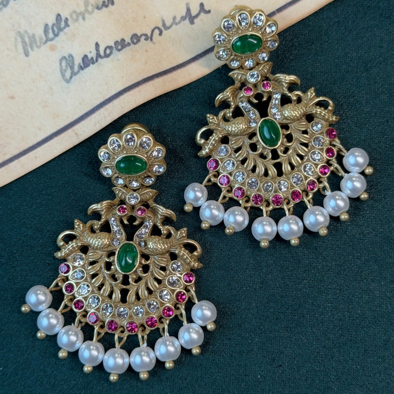 Vintage Emerald Pearl Tassel E - огляд і ціна Vintage Fashion Jewelry Brands