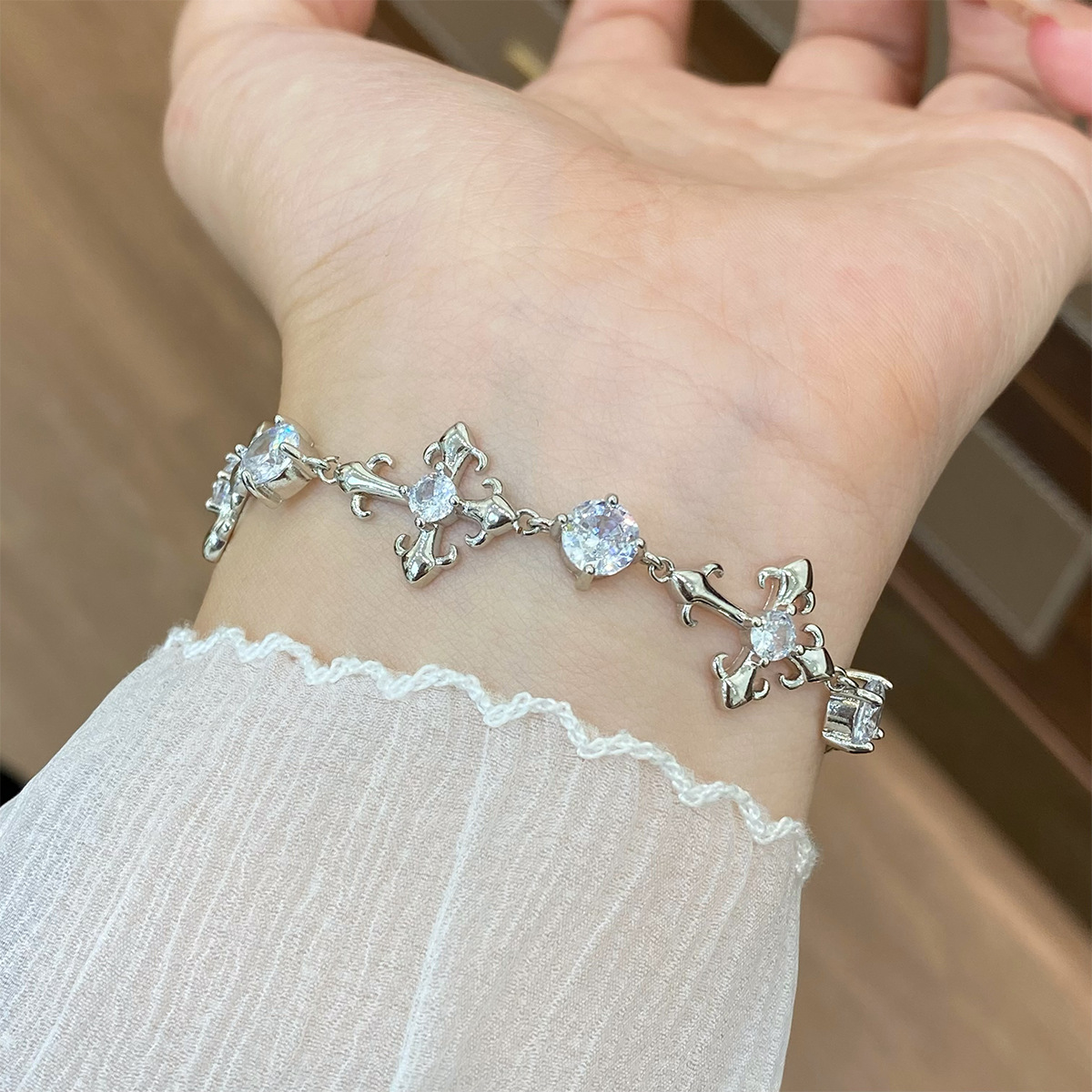 Tiktok same style light luxury - огляд і ціна Vintage Fashion Tiktok