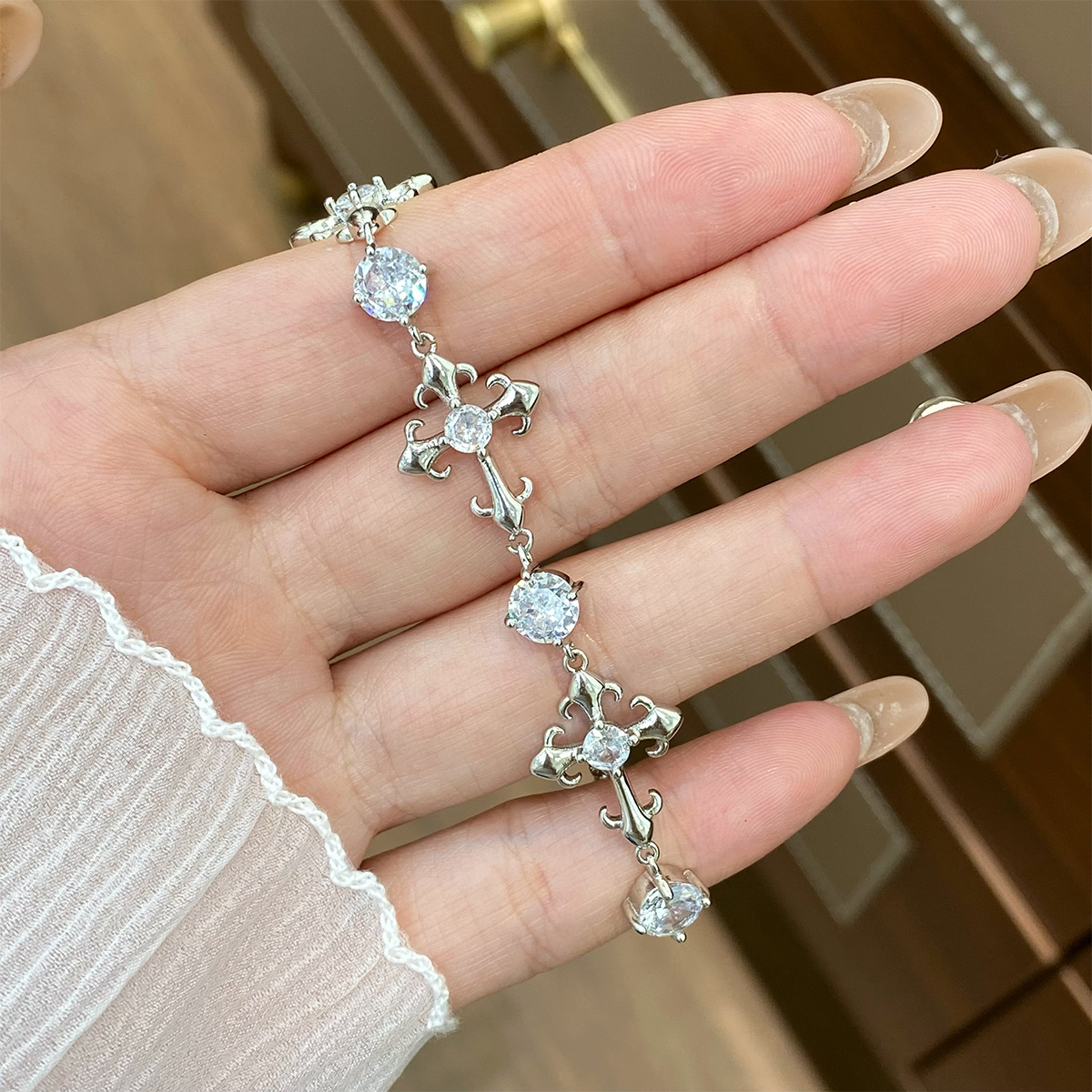 Tiktok same style light luxury - огляд і ціна Vintage Fashion Tiktok
