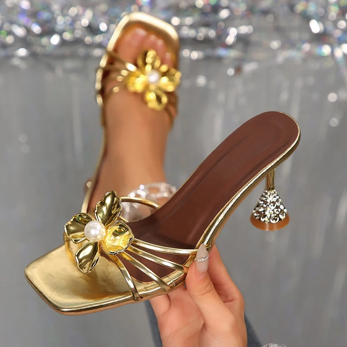 Vintage Metal Flower Crystal C - огляд і ціна Vintage Fashion Heels
