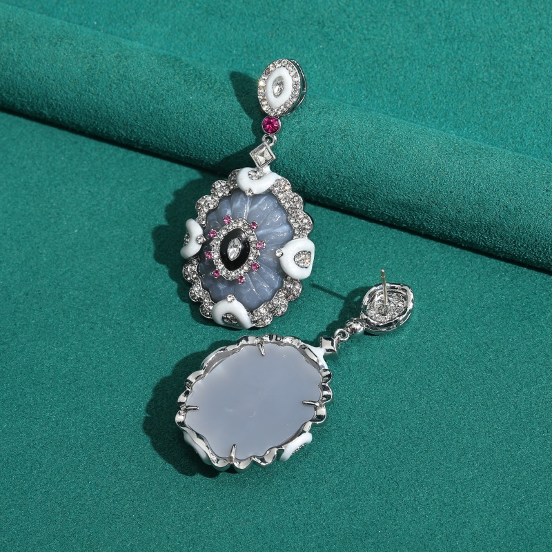  Vintage White Enamel Rhinest - огляд і ціна Vintage Fashion Jewelry Brands